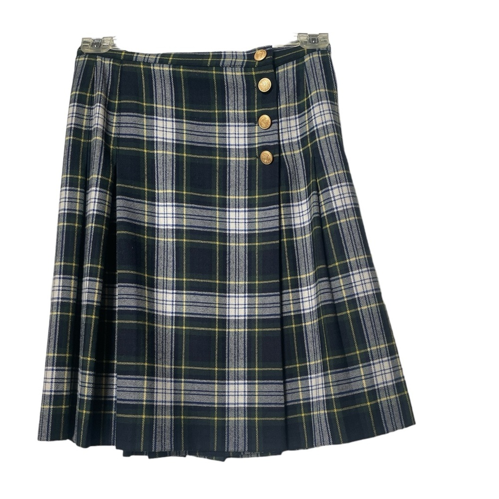 Vintage  wool pleated skirt. Lord & Taylor from the late 80-90s. Size 8  L 22”.